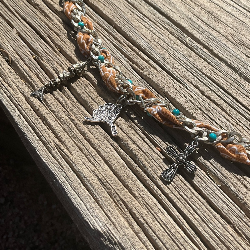 Reclaimed Braided Bandana Charm Necklace - Picture 6 of 7